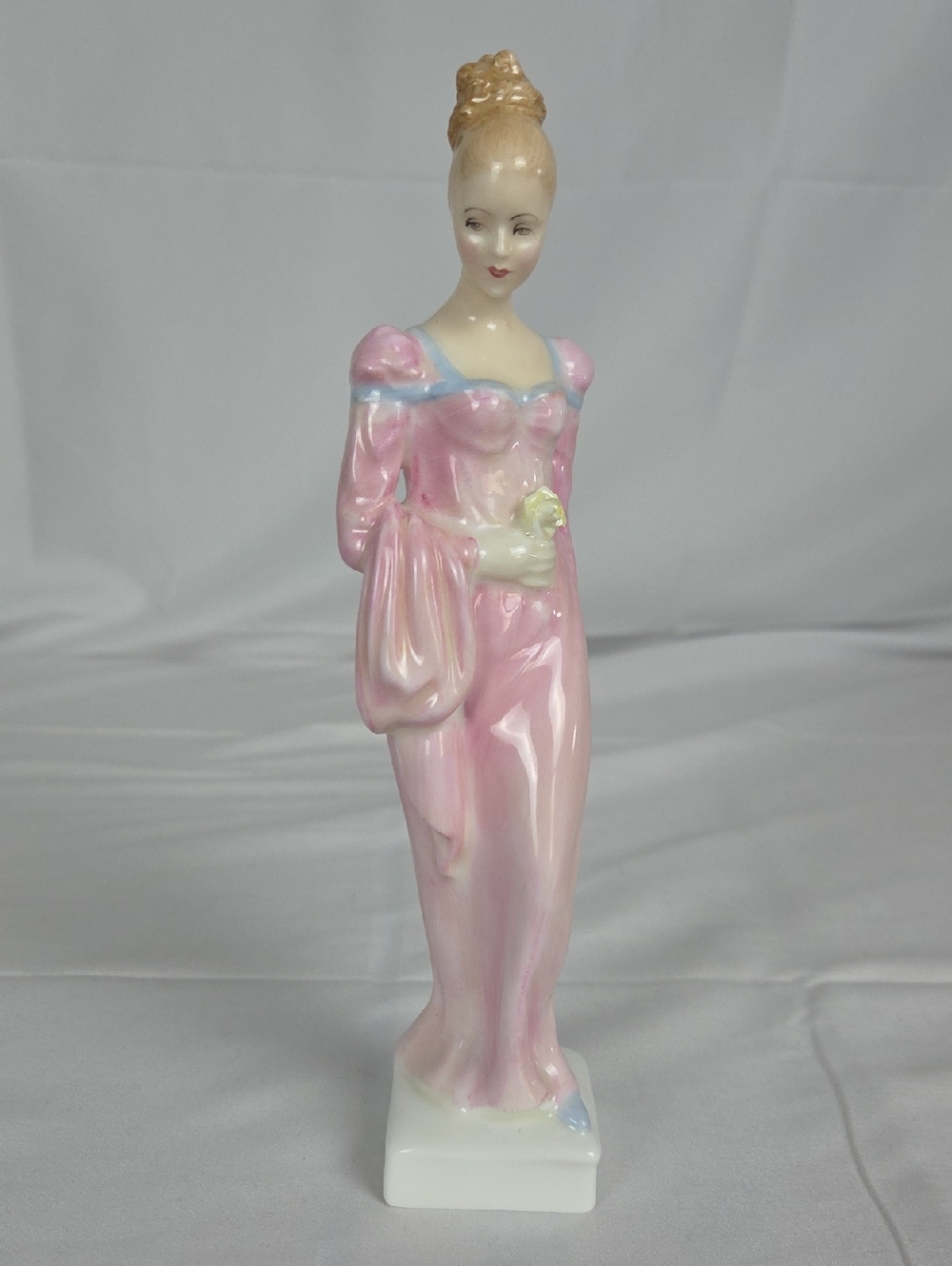 Daphne..Royal Doulton..8.25" H.N. 2268..N.B. 566..retired Piece.